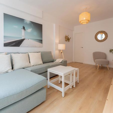 Malaga Lux Oasis - Modern 3Br, Fast Wifi, Smarttv Appartement Buitenkant foto