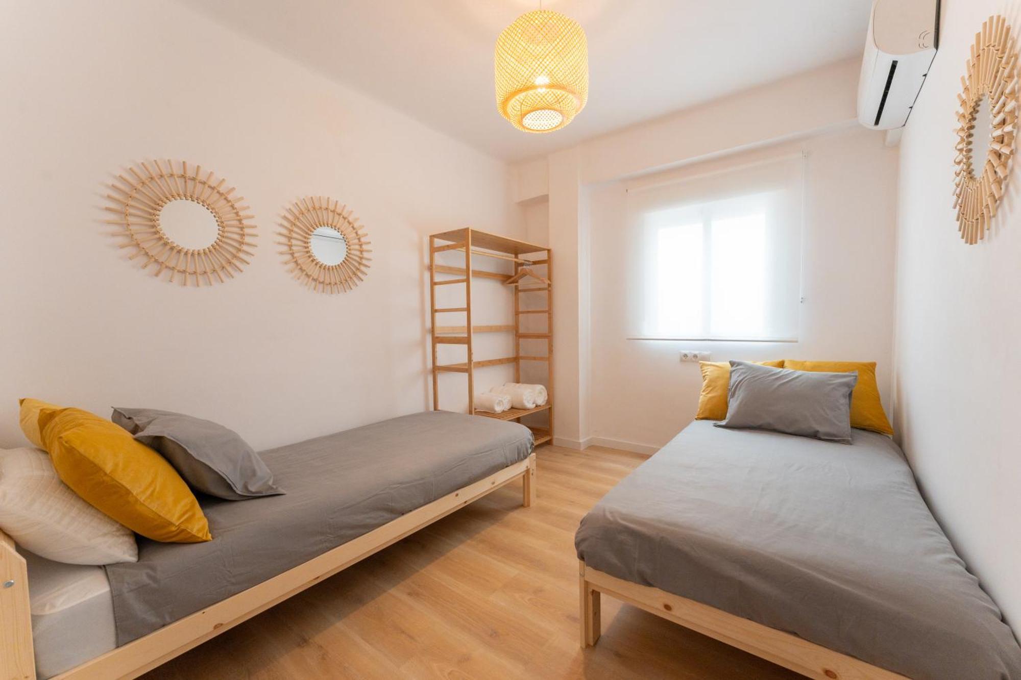 Malaga Lux Oasis - Modern 3Br, Fast Wifi, Smarttv Appartement Buitenkant foto