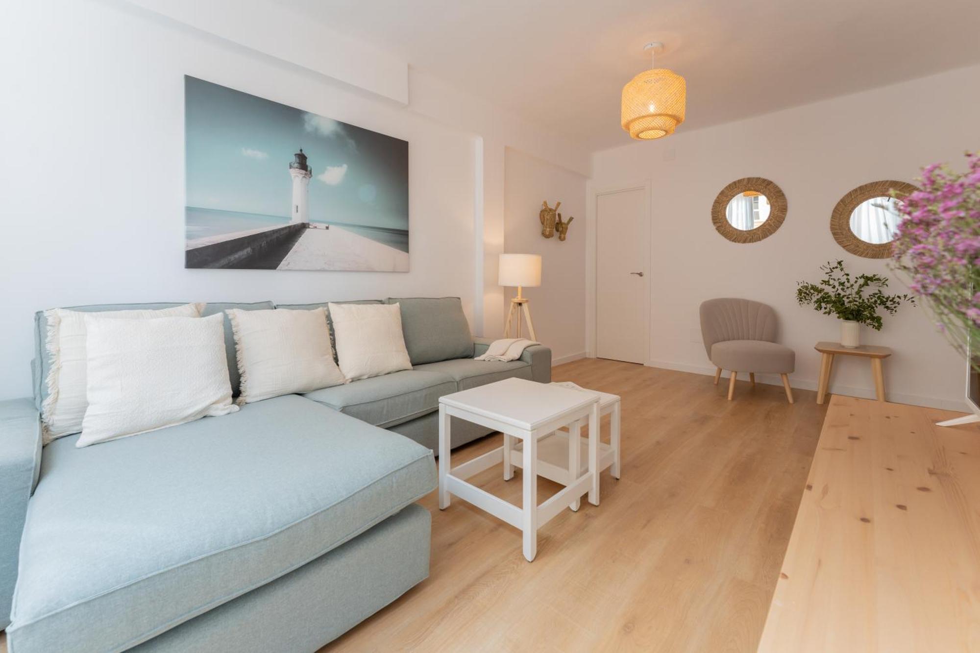 Malaga Lux Oasis - Modern 3Br, Fast Wifi, Smarttv Appartement Buitenkant foto